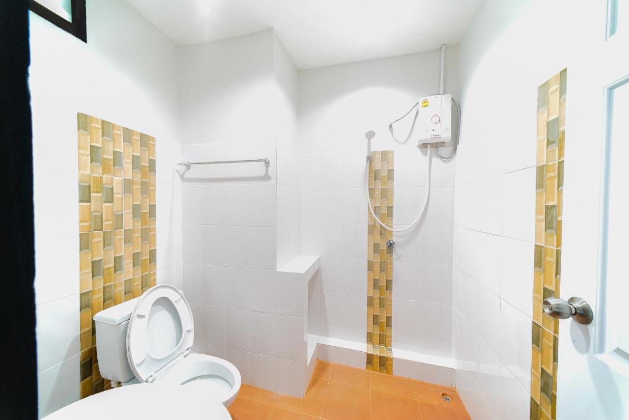 Saiyud Hostel Мэхонгсон Экстерьер фото