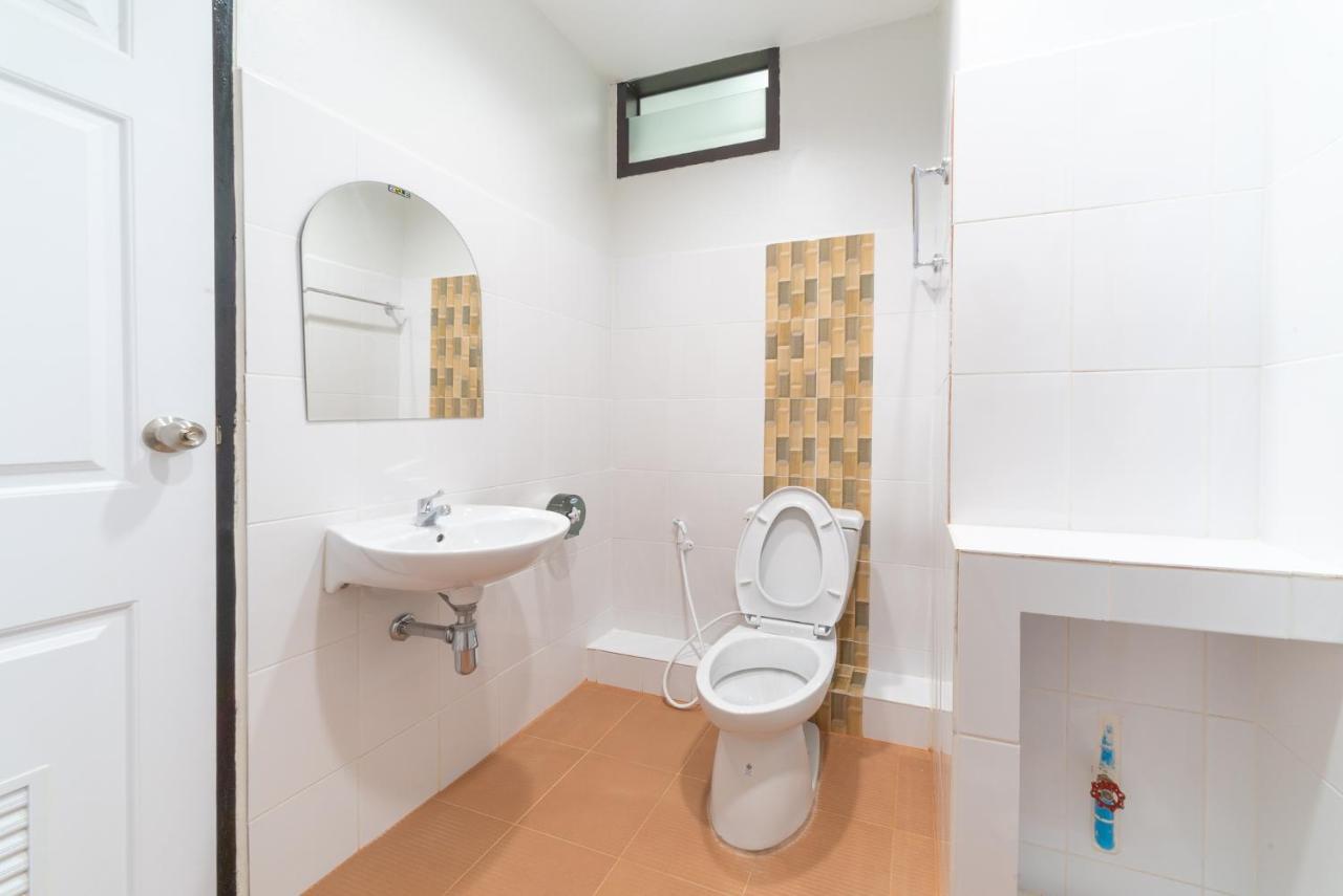 Saiyud Hostel Мэхонгсон Экстерьер фото